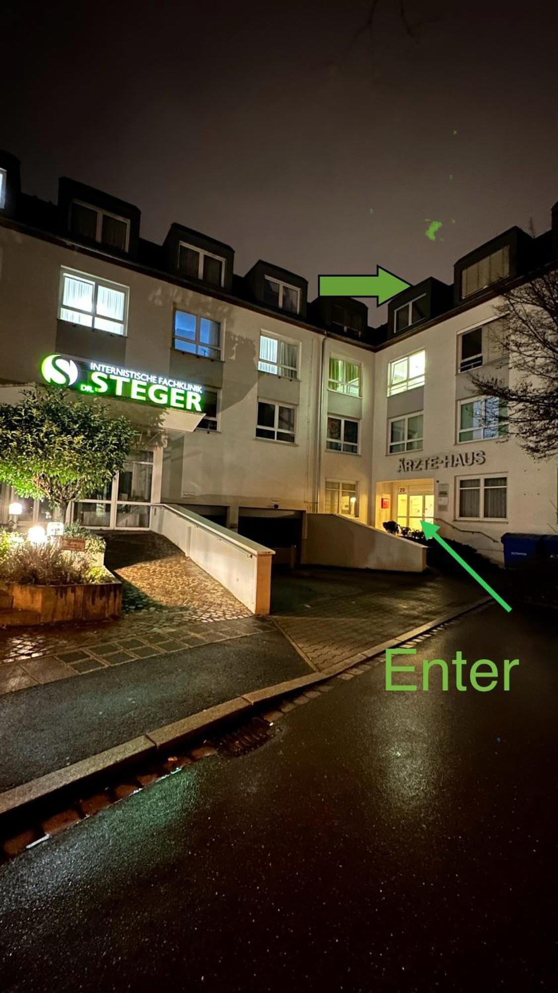 Moderne Appartement Nuremberg ภายนอก รูปภาพ